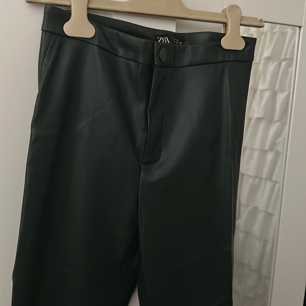 Zara green leather straight leg pants size medium